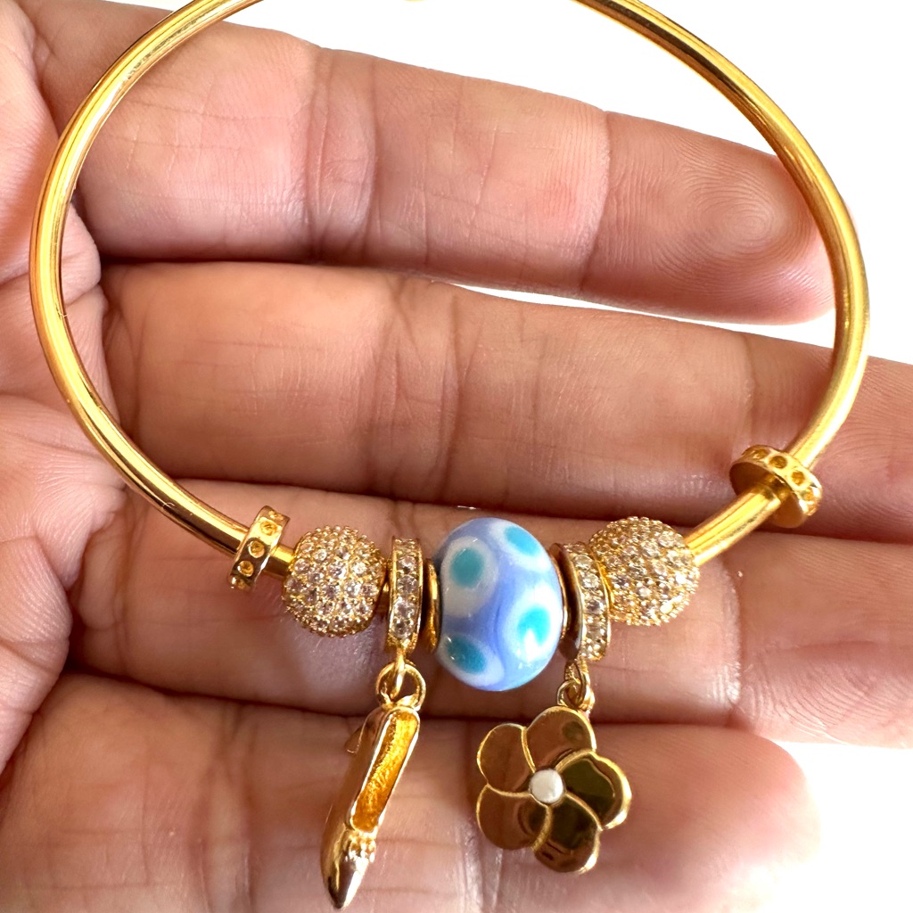 14kt Gold Bangle Bracelet With Charms
